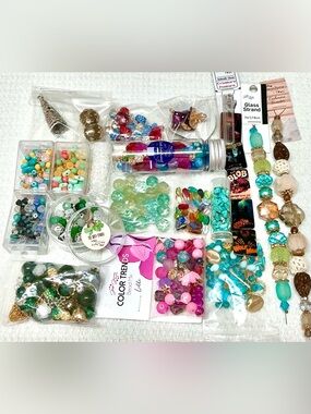 Big Box Of Jesse James Beads